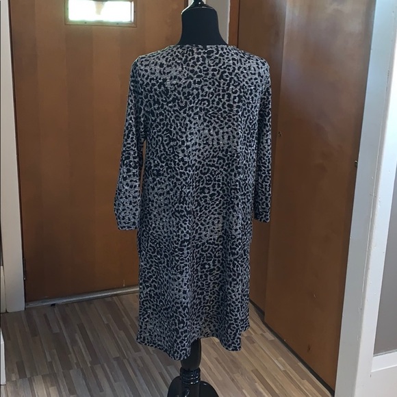 Apt 9 gray & black leopard print dress! - Picture 4 of 6
